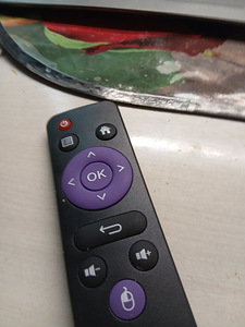 Android TV pult (1 foto / 5)