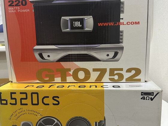 Autostereo süsteem