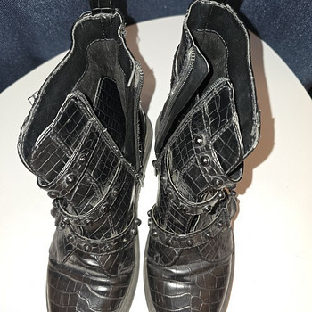 Полусапоги Guess