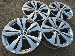 Новые ОРИГИНАЛЬНЫЕ диски R18 5x112 - Audi VW Seat Skoda (3 фото из 8)