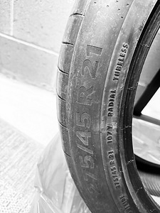 Летние Шины CONTINENTAL SPORTCONTACT 6 275/45 R21 (4 фото из 6)