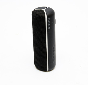 Sony SRS-XB22 (2 фото из 2)