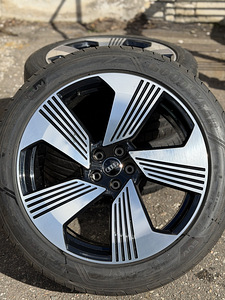 21" оригинальные диски Audi 5x112 + летние шины 265/45/21 (1 фото из 10)