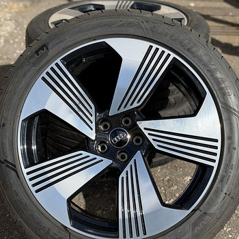21" оригинальные диски Audi 5x112 + летние шины 265/45/21