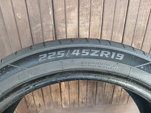 225/45/19 Aplus A 610 (3 фото из 3)