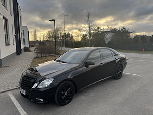 Mercedes Benz E220 CDI (w212) (3 фото из 10)