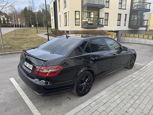 Mercedes Benz E220 CDI (w212) (6 фото из 10)
