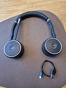 Jabra Evolve 75 Bluetooth juhtmevabad kõrvaklapid (ANC) (1 foto / 4)