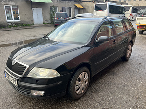 Autorent Škoda Oktavia (1 фото из 9)