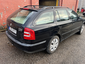 Autorent Škoda Oktavia (3 фото из 9)