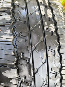 265/65 R 17 ЛЕТНЯЯ ШИНА BRIDGESTONE (1 фото из 7)