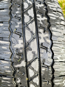 265/65 R 17 ЛЕТНЯЯ ШИНА BRIDGESTONE (4 фото из 7)