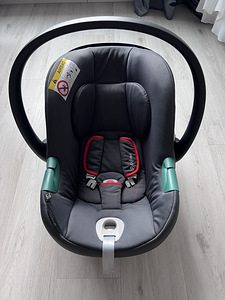 Cybex Aton B2 i-Size turvahäll (4 foto / 6)