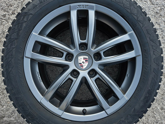 R18 Porsche Panamera originaal erilaiused 5x130