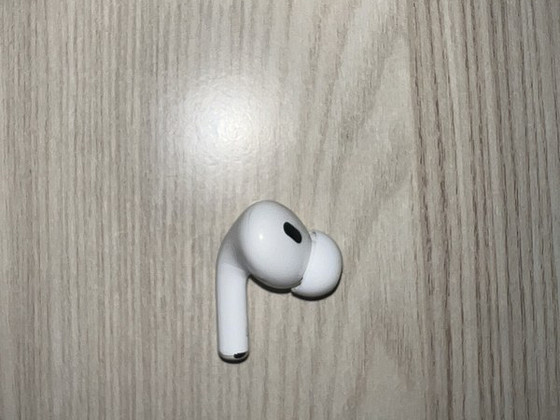 Левый Airpod (Airpods pro(2nd generation))
