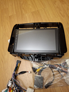 Android Toyota Land Cruiseri jaoks (1 foto / 2)