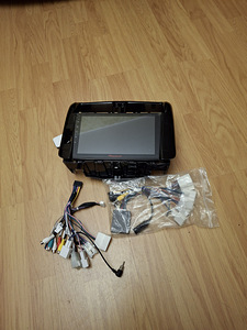 Android Toyota Land Cruiseri jaoks (2 foto / 2)