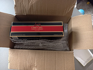 Legendaarne Carolina Herrera parfüüm 150ml (4 foto / 5)