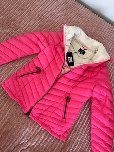 Лёгкая женская куртка (Dame Light Down Jacket), (2 фото из 4)