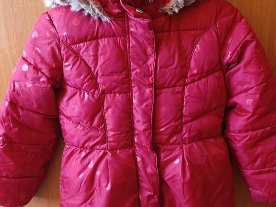 Пальто зимнее для девочек M&CO KIDS.