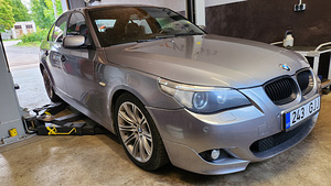 BMW E60 535D 3.0 R6 284kW (6 foto / 15)
