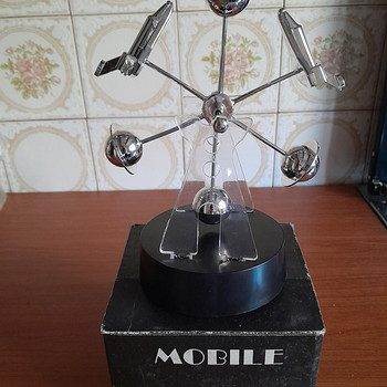 Кинетическая игрушка новая
