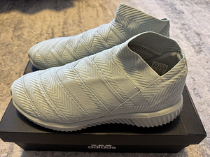 Спортивные кроссовки Adidas Nemeziz Tango 18.1 (5 фото из 5)