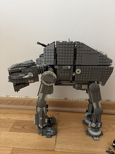 LEGO Star Wars Первый Орден Тяжелый Штурмовой Ходок 75189 (2 фото из 2)