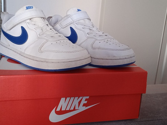 Кроссовки Nike 33.5