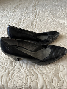 Женские туфли Gerry Weber (2 фото из 3)