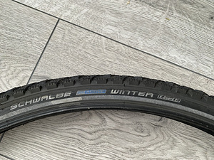 Зимние покрышки Schwalbe Winter 700x40 28 (5 фото из 8)