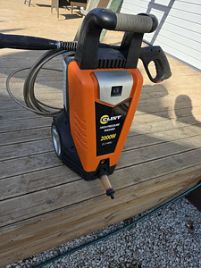 Survepesur Clint 2000w (1 foto / 1)