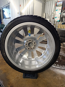 BMW F01/02 R20 5x120 (7 foto / 9)