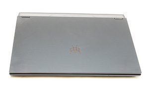 Acer Predator Helios Neo 18 AI (3 foto / 3)