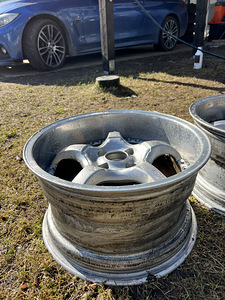 Veljed r16 4x100 (4 foto / 8)