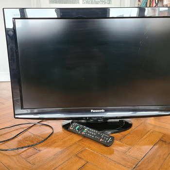 Panasonic TV LCD 32"