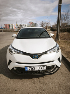 Toyota chr (1 foto / 8)