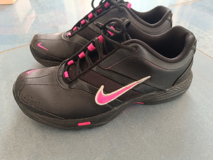 Tossud Adidas (1 foto / 3)