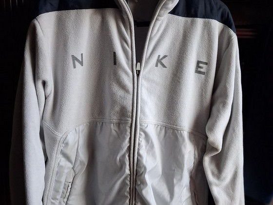 Nike spordijakk