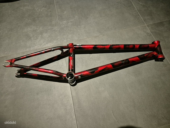Рама BMX: Wethepeople Versus 20.65" TT + Задние тормоза