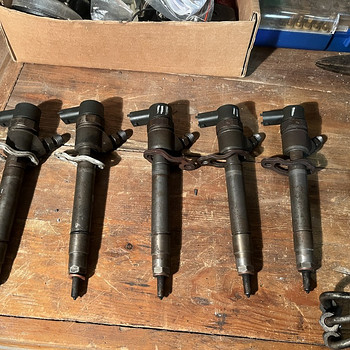 Pihustid ja varuosad Volvo D5 136kW