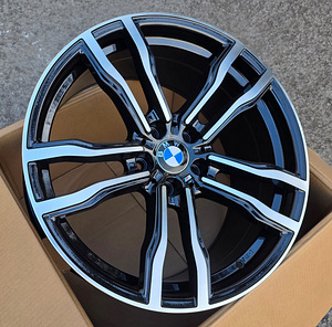 R20 5x120 BMW x5 x6 f15 f16 e70 e71 e53 612M новый комплект (2 фото из 5)
