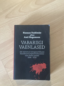 Raamatud (6 foto / 6)