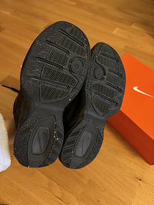 Кроссовки Nike air monarch (3 фото из 7)