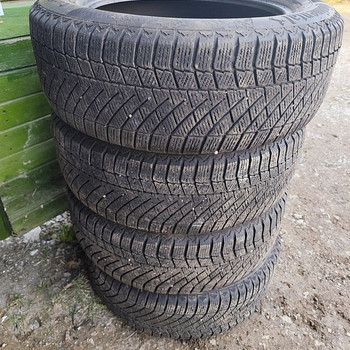 215.60r17