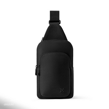 Louis Vuitton Avenue Slingbag PM , Black