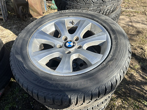 Диски BMW r16 с зимними шинами (1 фото из 3)