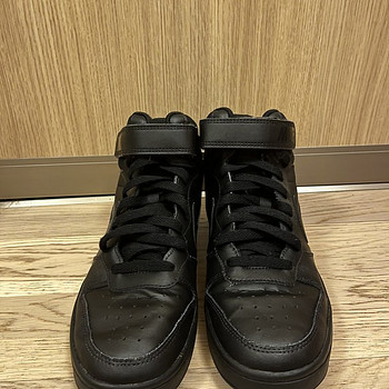 Кроссовки Nike р.40