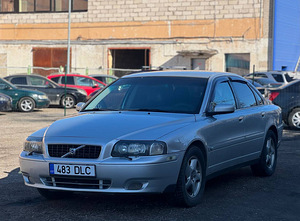 VOLVO S80 (1 фото из 8)
