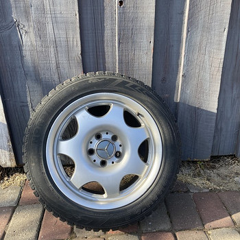 Mercedes Benz talverehvid r16